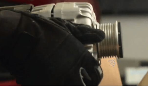 4. Prepare the new Valeo alternator.